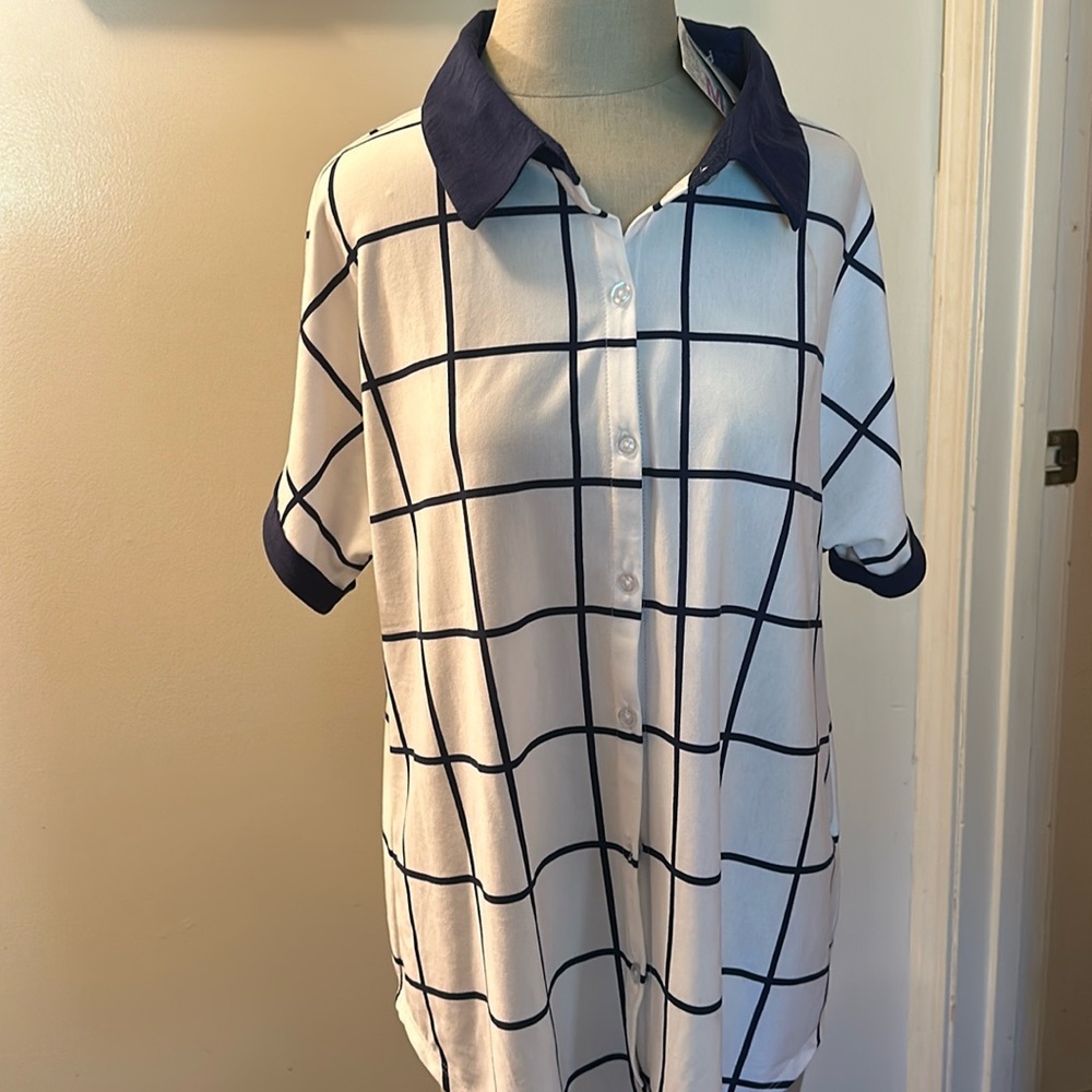 NWT LuLaRoe Charlie size medium